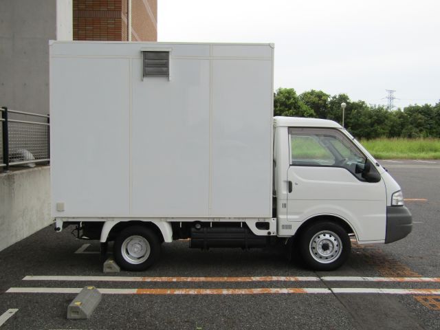 MAZDA BONGO truck 2WD 2005