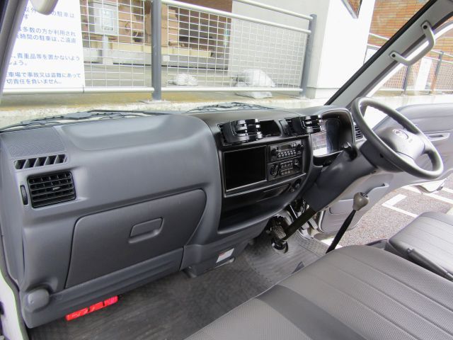 MAZDA BONGO truck 2WD 2005