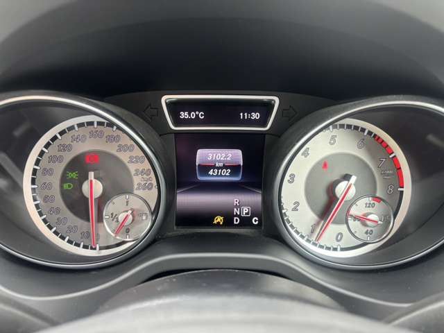 MERCEDES BENZ MERCEDES BENZ GLA class 2016