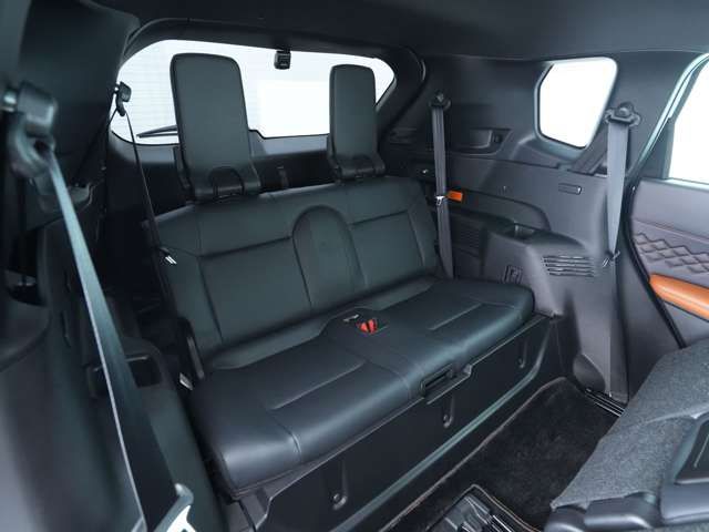 MITSUBISHI OUTLANDER PHEV 2023