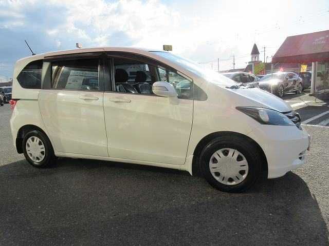 HONDA FREED 2010