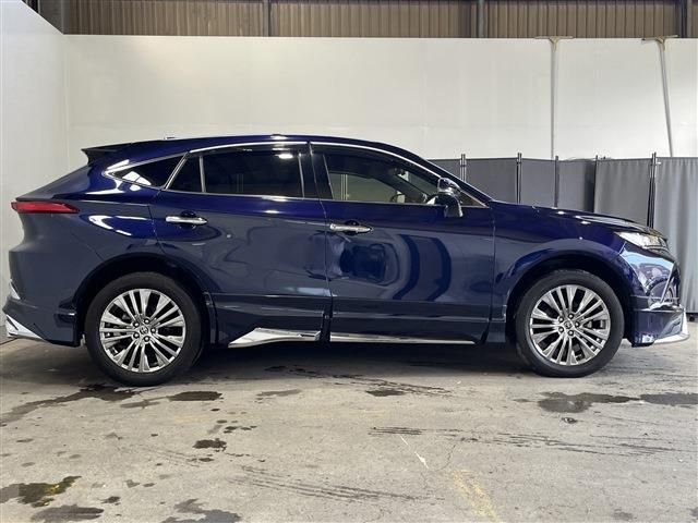 TOYOTA HARRIER HYBRID 2021