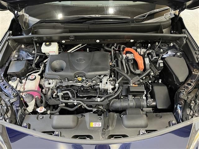 TOYOTA HARRIER HYBRID 2021