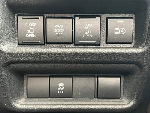 TOYOTA SIENTA HYBRID 2022