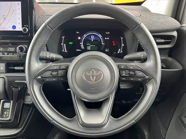 TOYOTA SIENTA HYBRID 2022