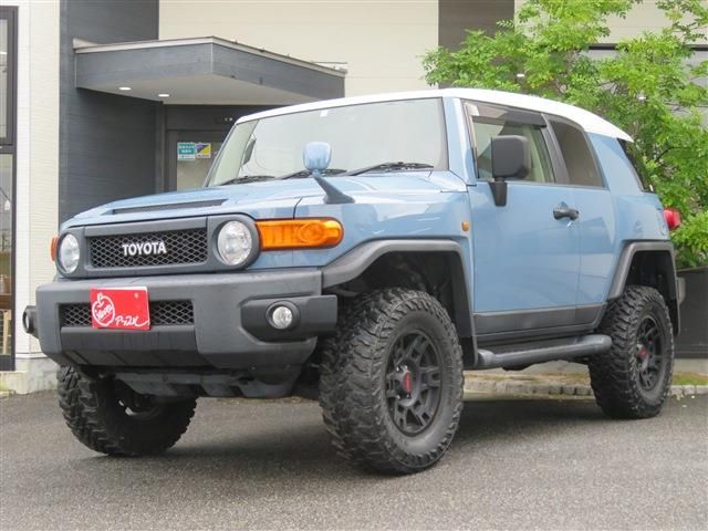 TOYOTA FJ CRUISER 4WD 2017
