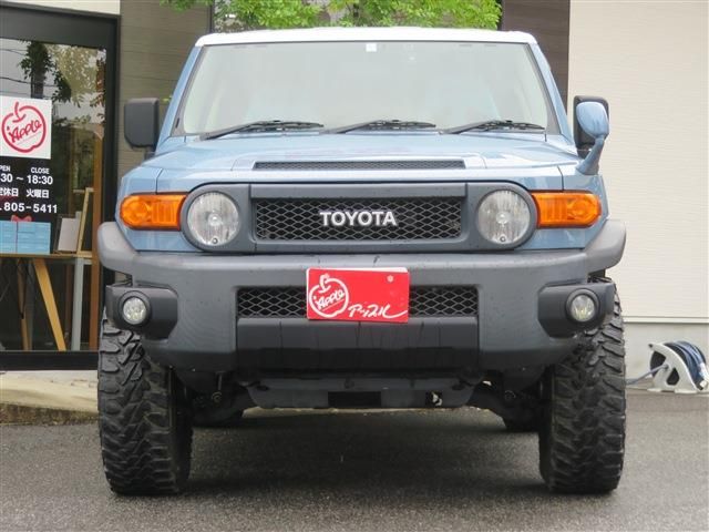TOYOTA FJ CRUISER 4WD 2017