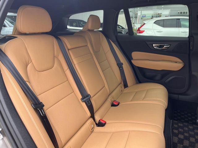 VOLVO VOLVO V60 2020