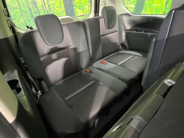 NISSAN SERENA  S-HYBRID 4WD 2016