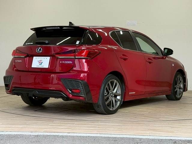 TOYOTA LEXUS CT200h 2018