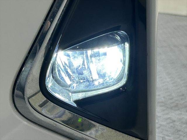 TOYOTA ALPHARD hybrid 4WD 2018