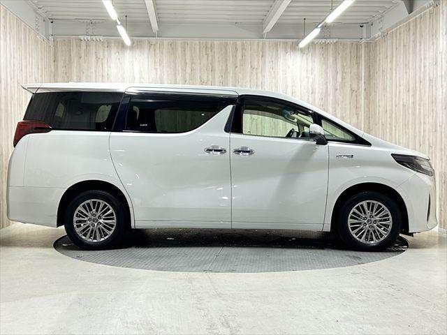 TOYOTA ALPHARD hybrid 4WD 2018
