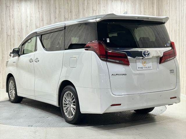 TOYOTA ALPHARD hybrid 4WD 2018
