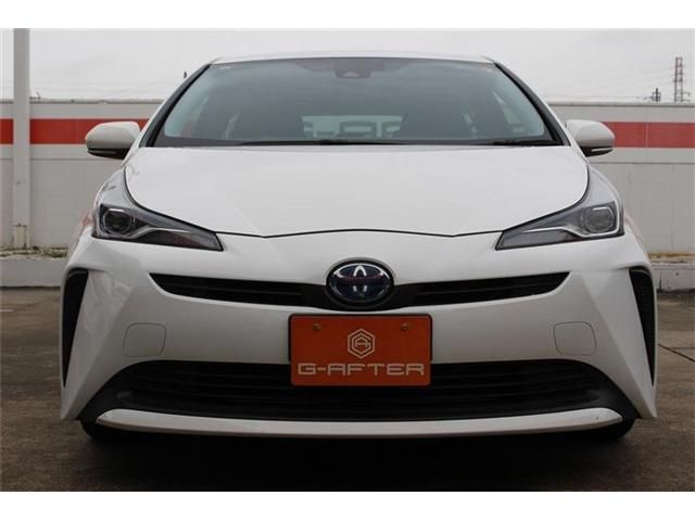 TOYOTA PRIUS 2019