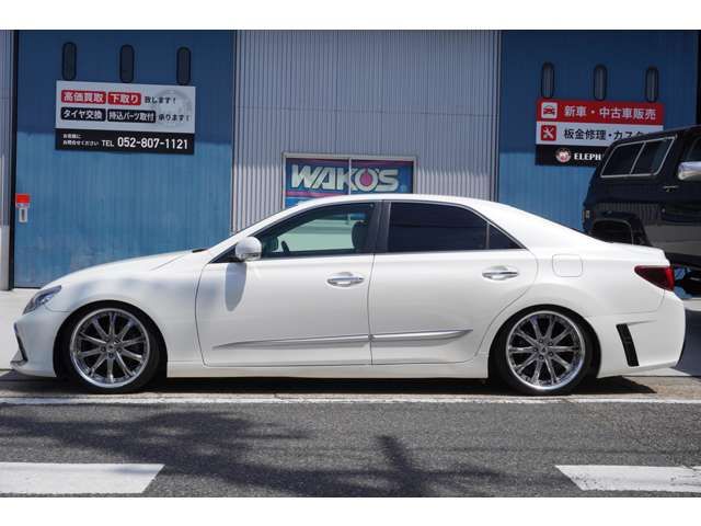 TOYOTA MARK X 2010