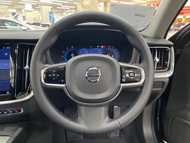 VOLVO VOLVO V60 CROSS COUNTRY 2024