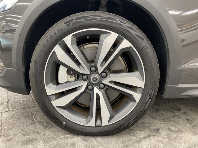 VOLVO VOLVO V60 CROSS COUNTRY 2024