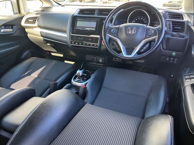 HONDA FIT HYBRID 4WD 2018