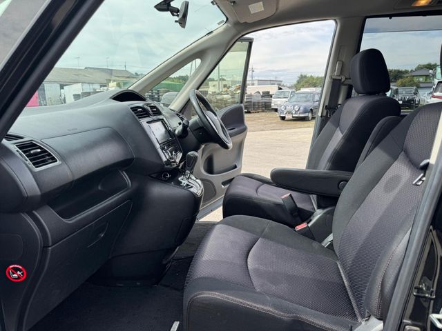 NISSAN SERENA  S-HYBRID 2013