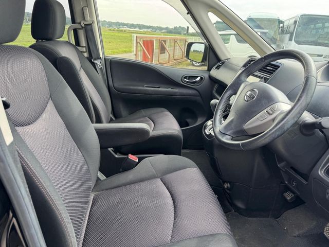 NISSAN SERENA  S-HYBRID 2013