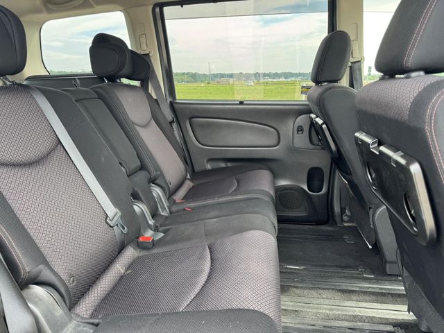 NISSAN SERENA  S-HYBRID 2013