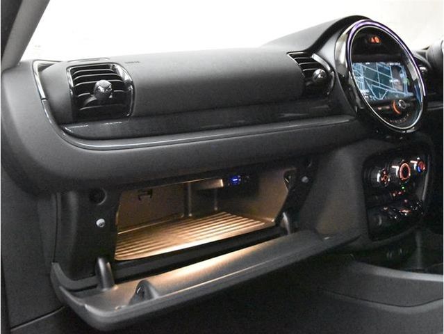 BMW MINI ONE CLUBMAN 2020