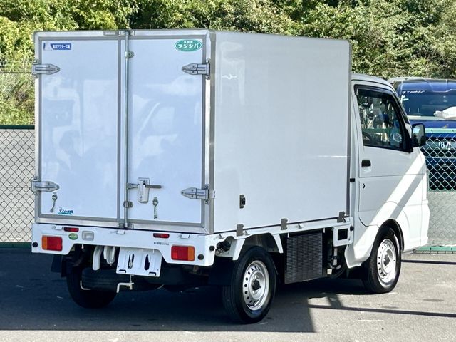 MAZDA SCRUM truck 2020