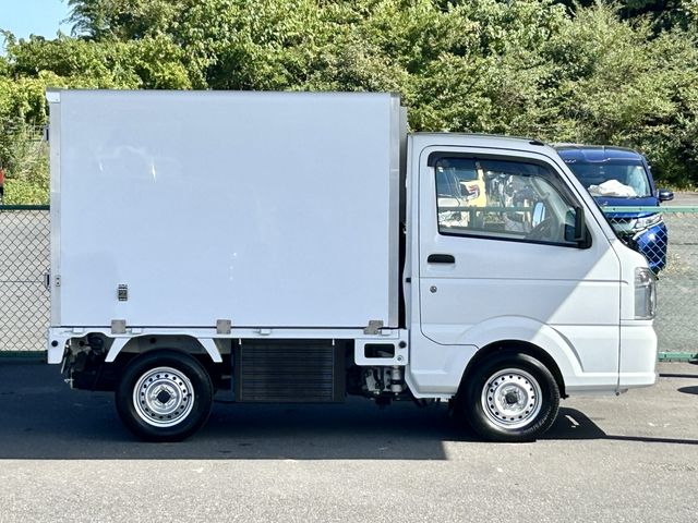 MAZDA SCRUM truck 2020