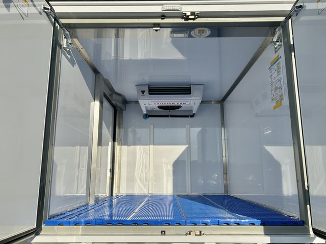 SUZUKI CARRY truck 2024