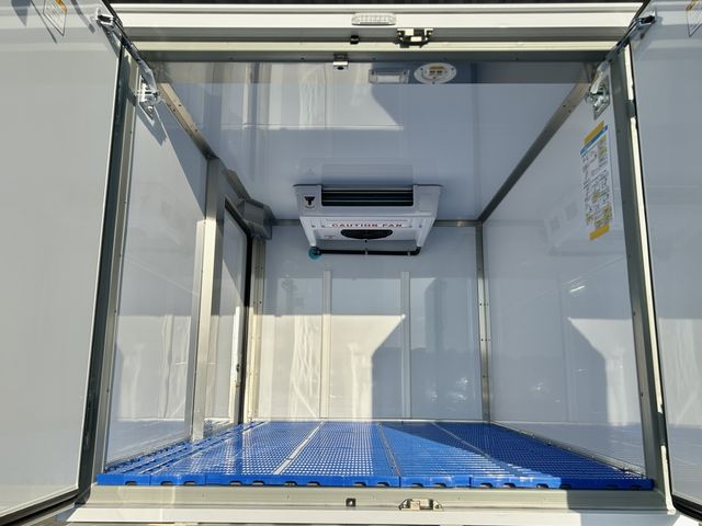 SUZUKI CARRY truck 2024