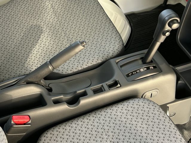 SUZUKI CARRY truck 2024