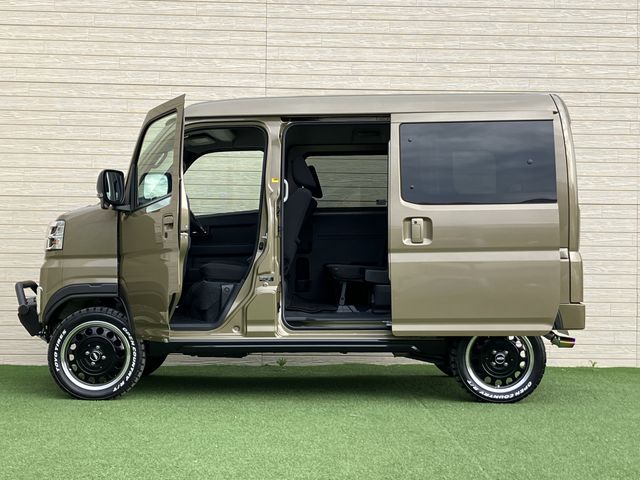 DAIHATSU ATRAI van 4WD 2025