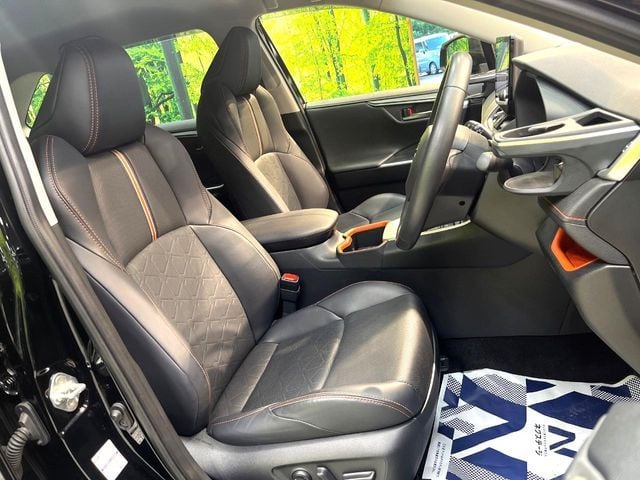 TOYOTA RAV4 4WD 2024