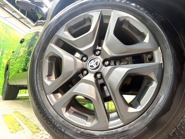 TOYOTA RAV4 4WD 2024