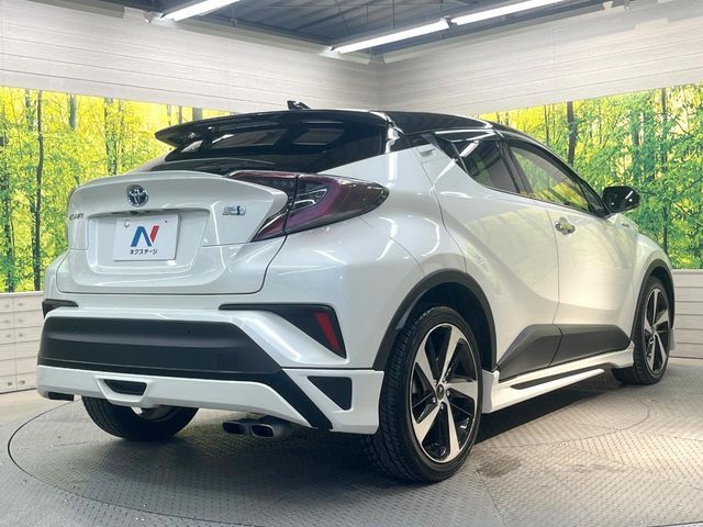 TOYOTA C-HR 2018