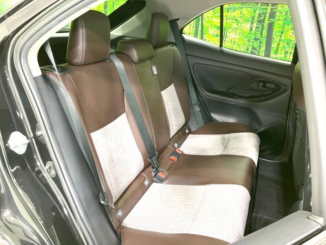 TOYOTA YARIS CROSS HYBRID 2021