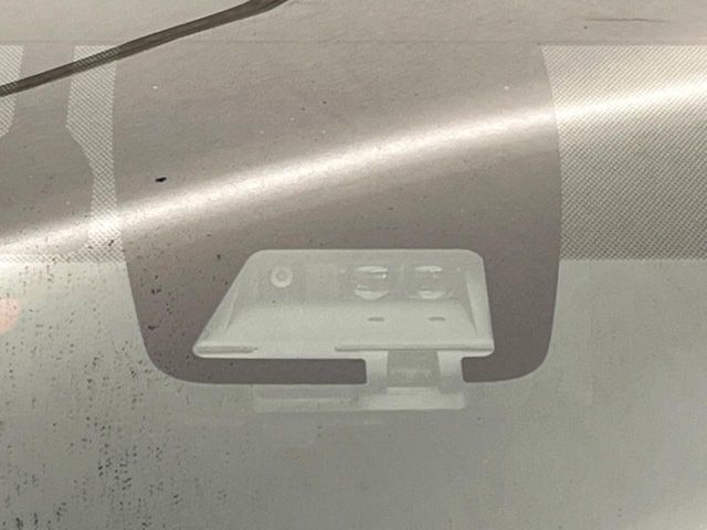 TOYOTA VOXY HYBRID 2021