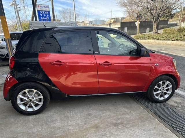 MCC SMART FORFOUR 2017