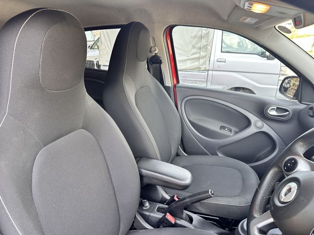 MCC SMART FORFOUR 2017