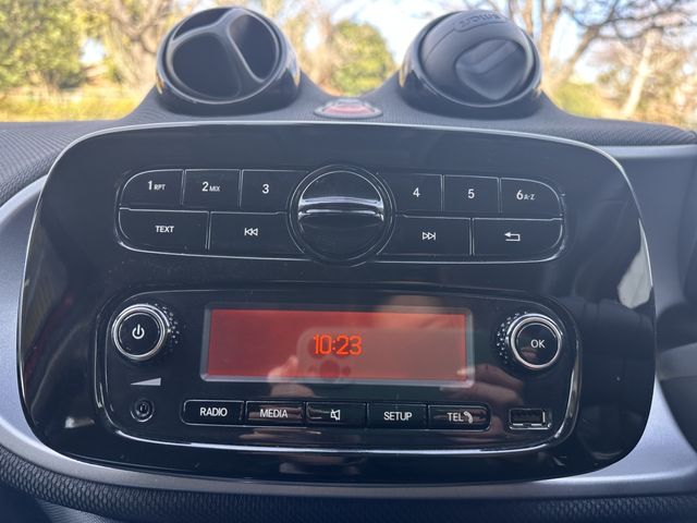 MCC SMART FORFOUR 2017