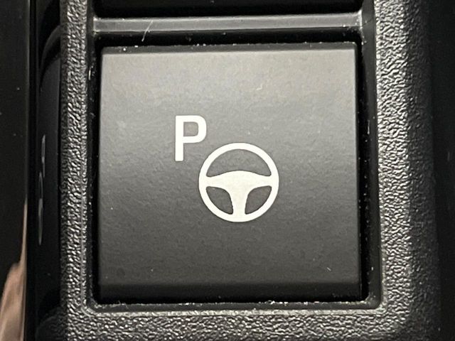 TOYOTA SIENTA HYBRID 2023