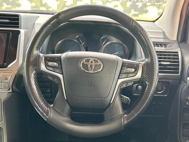 TOYOTA LANDCRUISER PRADO 2022