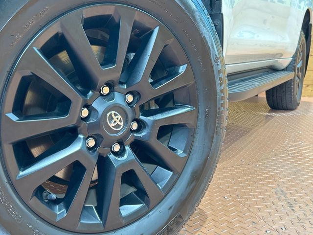 TOYOTA LANDCRUISER PRADO 2022