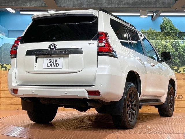 TOYOTA LANDCRUISER PRADO 2022