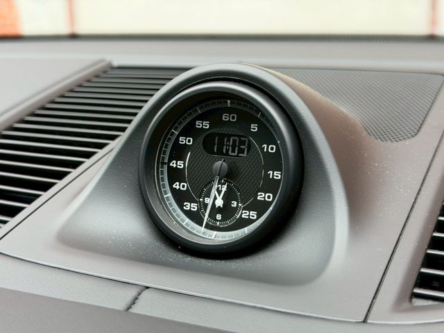 PORSCHE PORSCHE Macan 2024