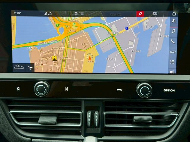 PORSCHE PORSCHE Macan 2024