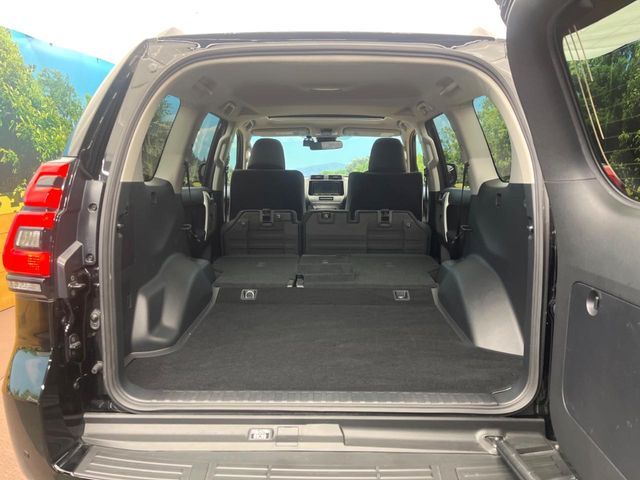 TOYOTA LANDCRUISER PRADO 2022