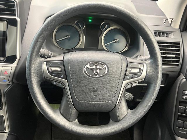 TOYOTA LANDCRUISER PRADO 2022