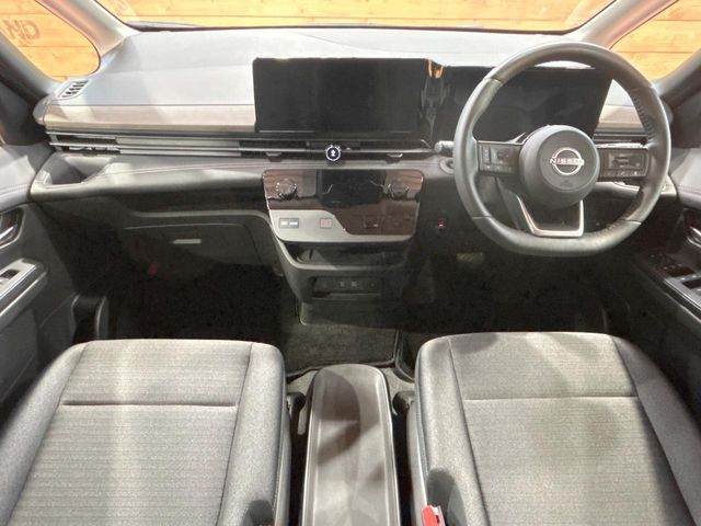 NISSAN SERENA  WG 2023