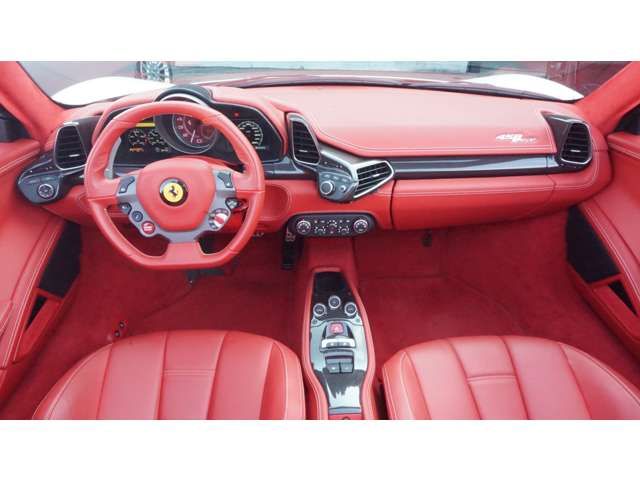 FERRARI FERRARI 458 Spider 2013